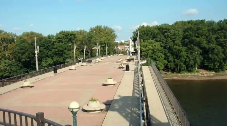 Lafayette Indiana pedestrian bridge - counseling and mental health resources